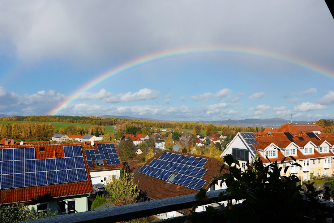 11 Signs Your Home Is (or Isn’t) a Good Fit for Solar