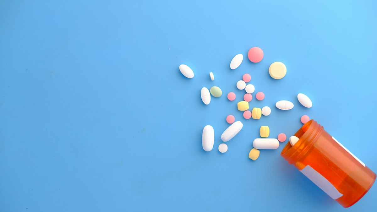 11 Smart Ways to Save Money on Prescription Drugs (Even With Insurance)