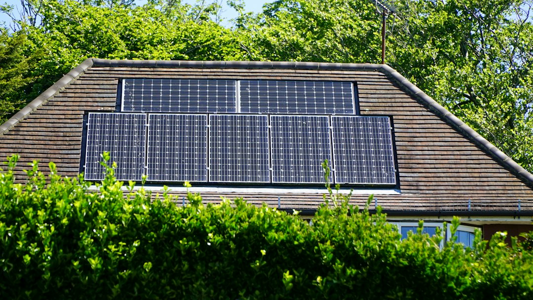 The 30% Solar Tax Credit Is Gone: Is Solar Still Worth It for Homeowners in 2026?